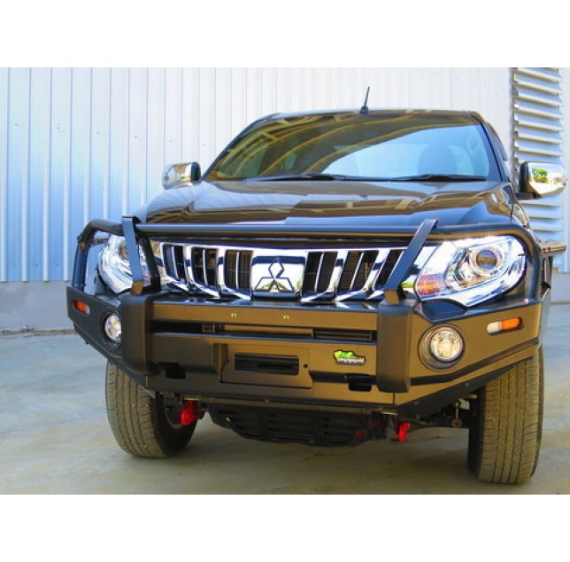COMMERCIAL DELUXE BULL BAR TO SUIT MITSUBISHI TRITON MQ 2016-2019